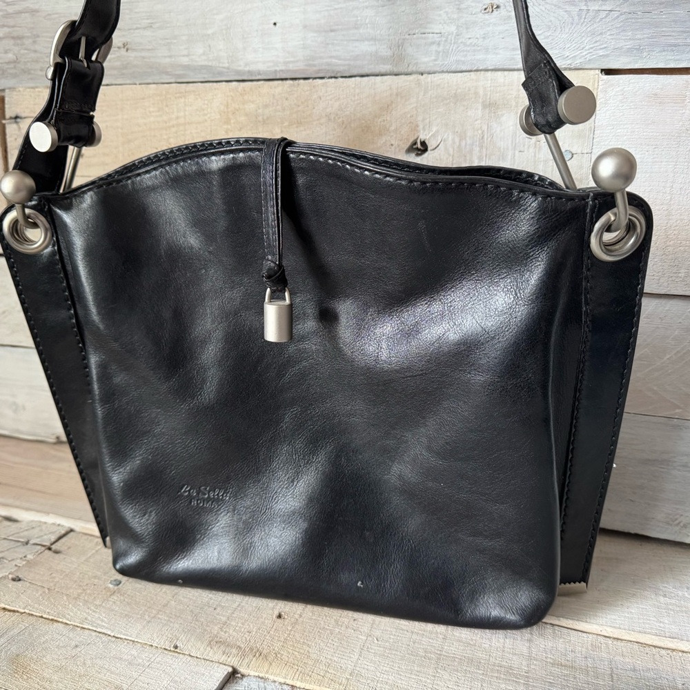 La Sella Roma Leather Shoulder Bag